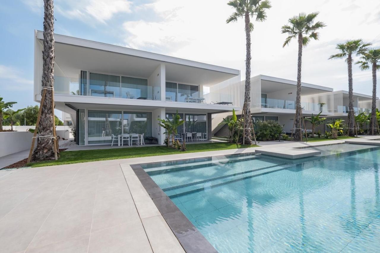 Apartment Palms Edition *